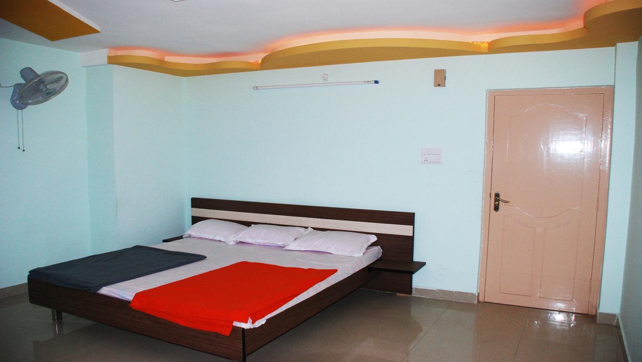 Ramas Residency Srikalahasti Exterior photo